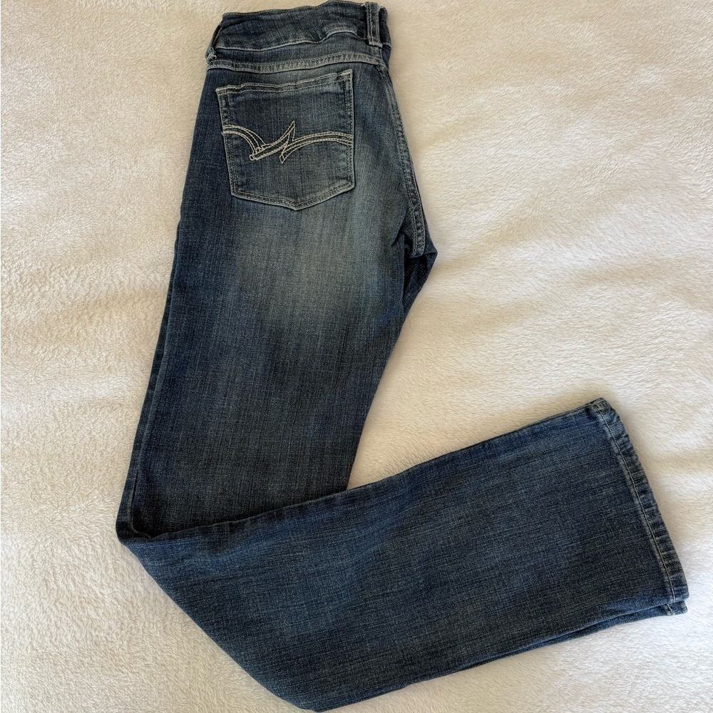 Wrangler straight leg jeans
